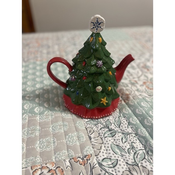 Temp-Tations by Tara Winter Whimsie‎ Christmas Tree Teapot Green Red - Picture 1 of 16